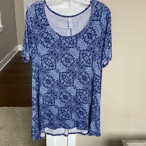 LuLaRoe Perfect Patterned Tee